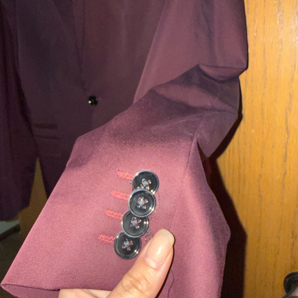 Men's Burgundy Blazer - Classic Two-Button Coat - Picture 4 of 6